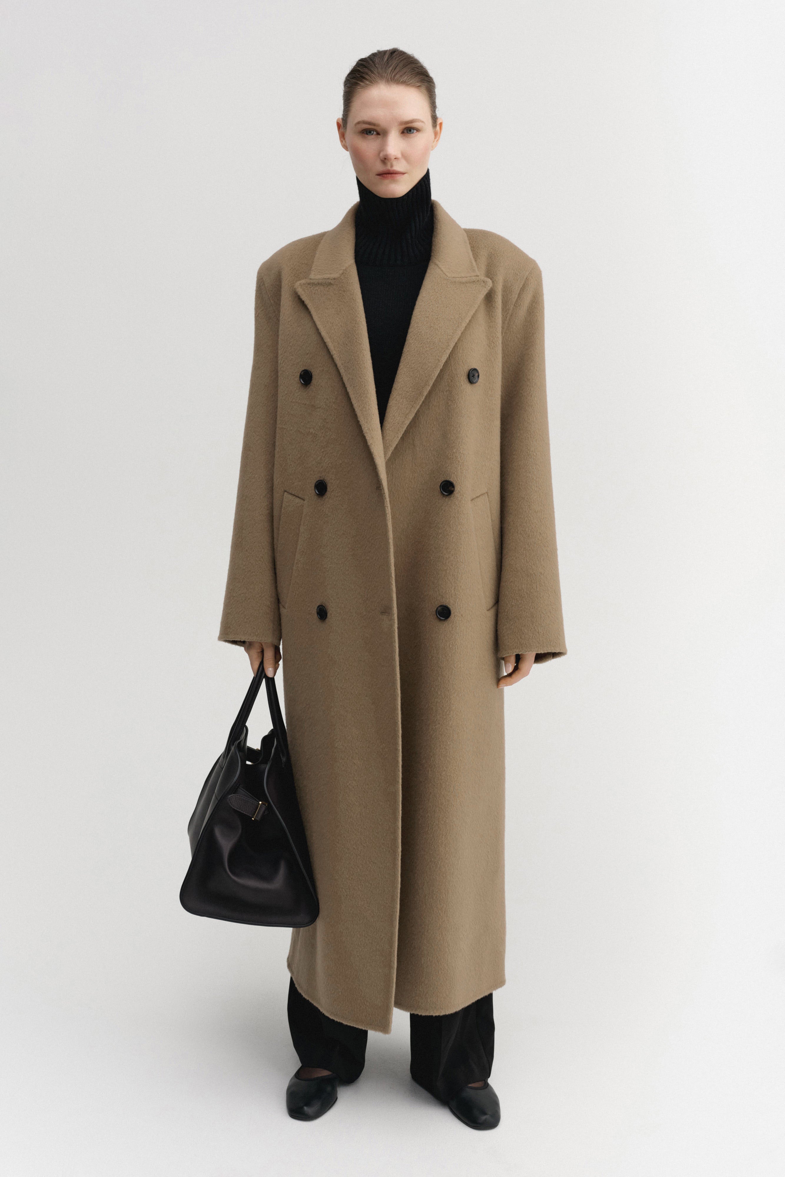 Deja Doubl&eacute; Coat, Tan